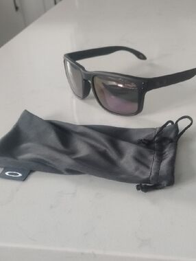 Oakley Black Frame Holbrook Sunglasses with Purple Mirror Lenses